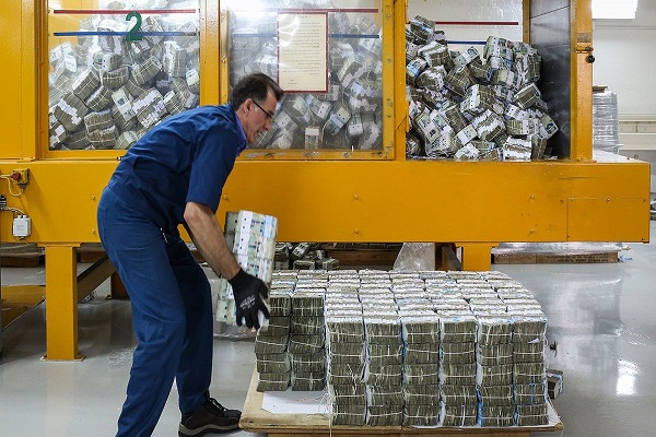 چرا بانک‌ها ناتراز می‌شوند؟