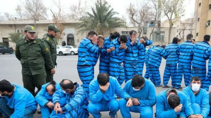 سهم نقش آفرینی مادران خانه‌دار در جلوگیری از اغتشاشات! (قسمت دوم: نقش اقتصادی)