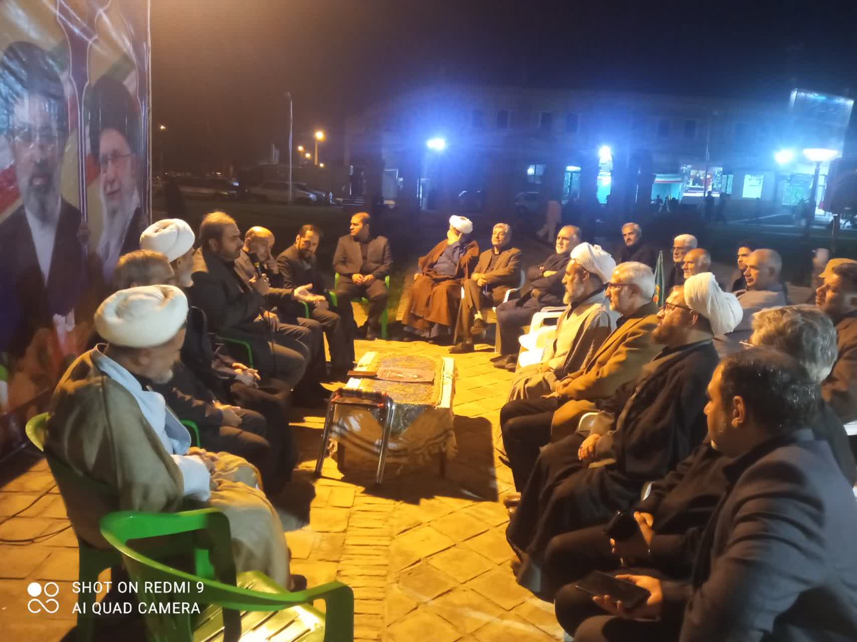 برگزاری جلسه تبیینی «اقتصاد جنگ» در حاشیه تجمعات مردمی بیرجند با حضور اساتید و دانشگاهیان